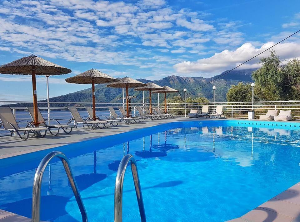 Dionysos Hotel สกาลา โปเตมิอัส ภายนอก รูปภาพ